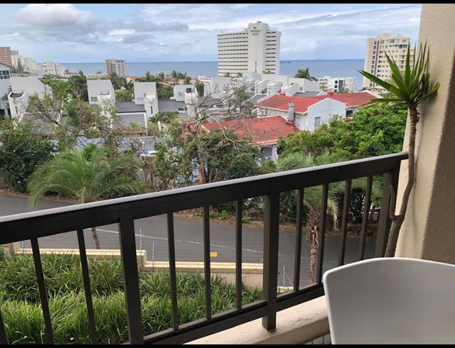 2 BEDROOM APARTMENT FOR SALE IN UMHLANGA CENTRAL